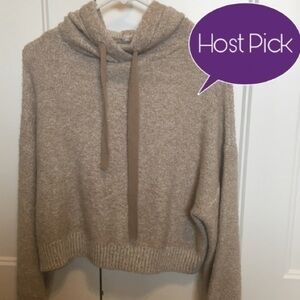 Kaisely size large hooded sweater